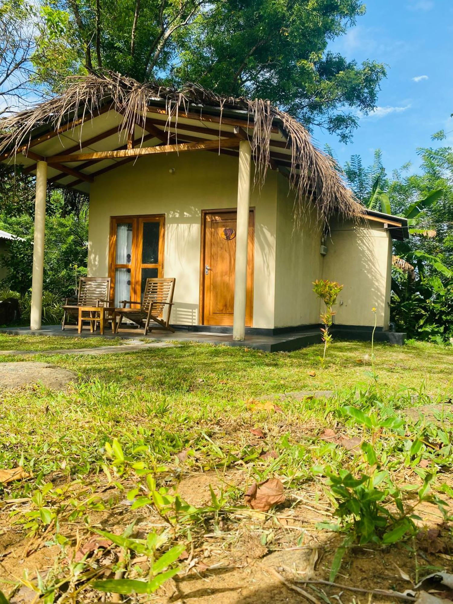 River Paradise Safari House With Cooking Class Udawalawe Exterior foto