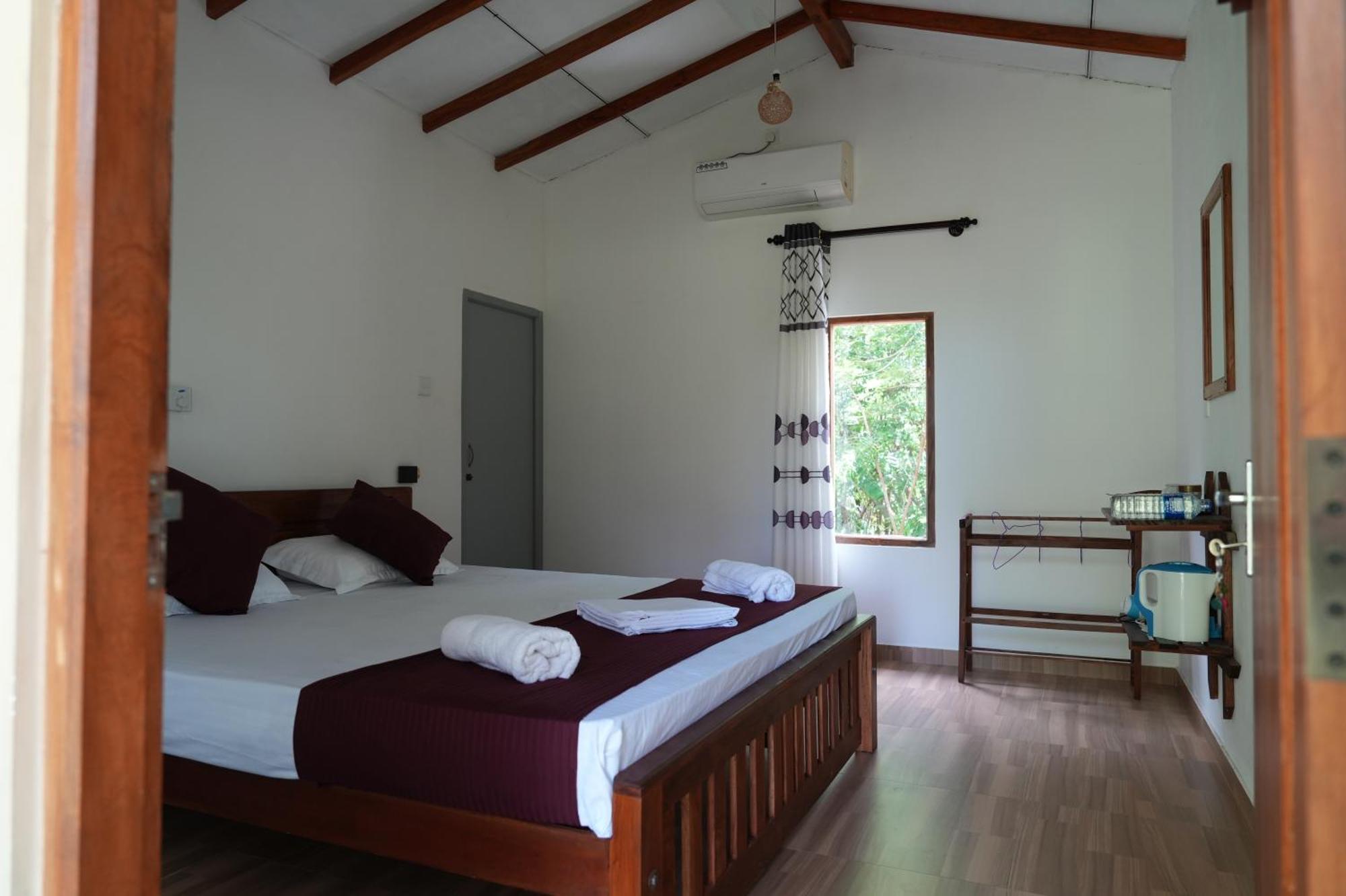 River Paradise Safari House With Cooking Class Udawalawe Exterior foto